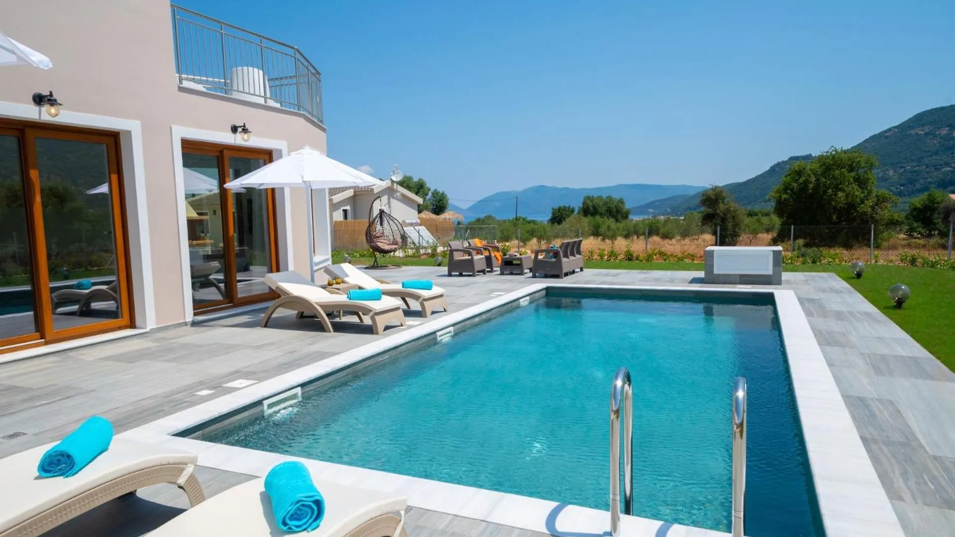 Villa Drogarati Retreat By Villa Plus Chaliotata