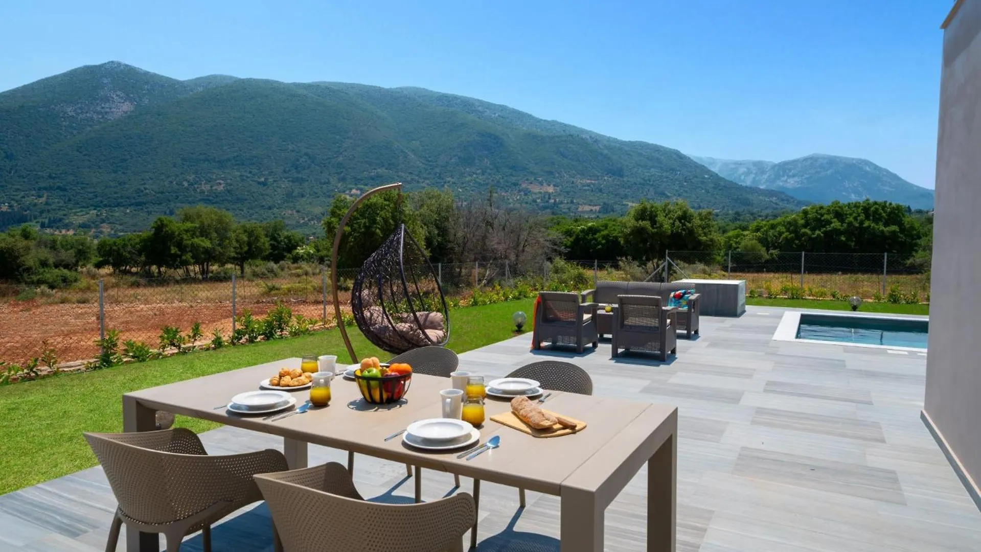 Villa Drogarati Retreat By Villa Plus Chaliotata
