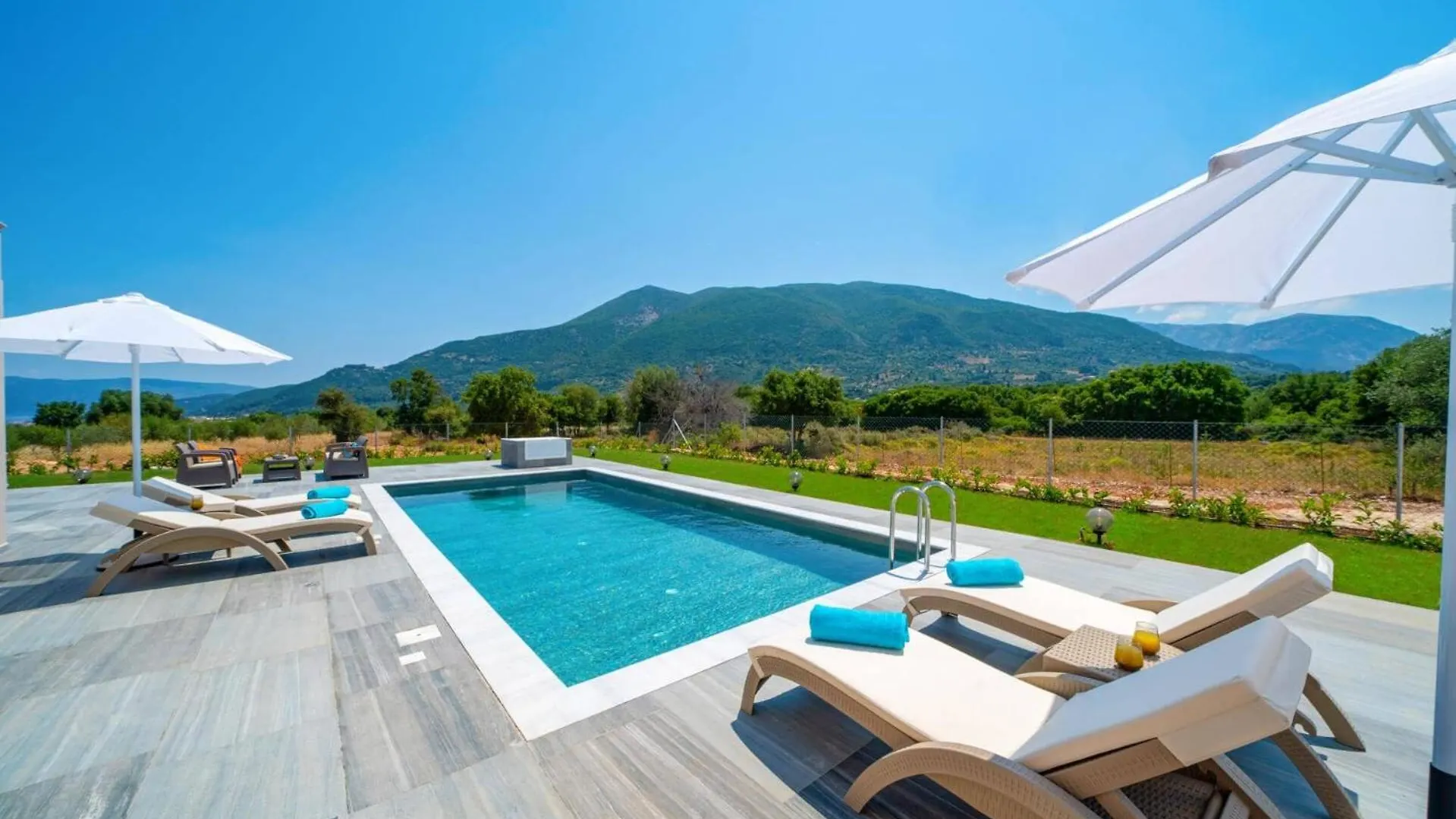 Villa Drogarati Retreat By Villa Plus Chaliotata